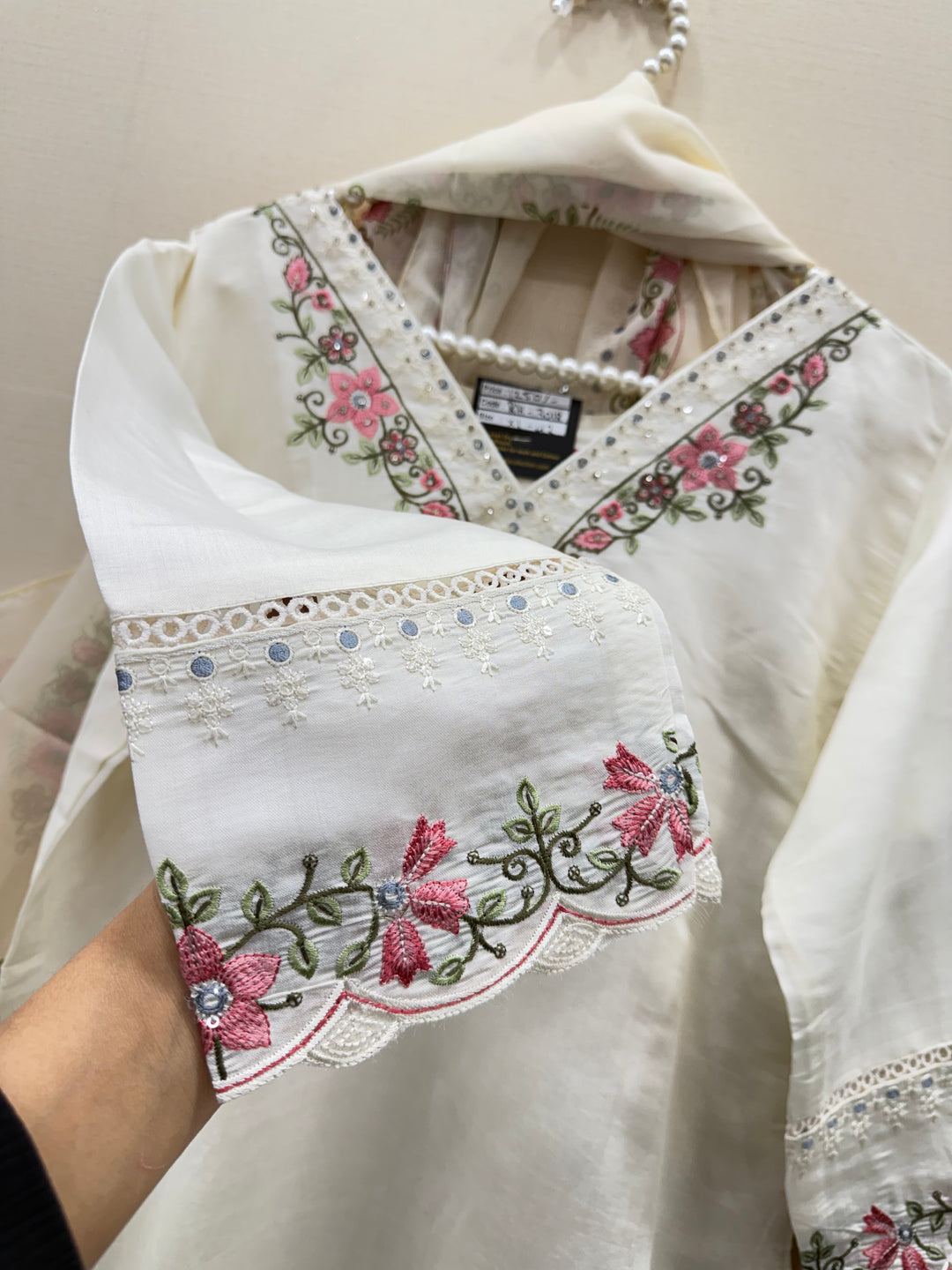 Cotton embroidered suits 3018