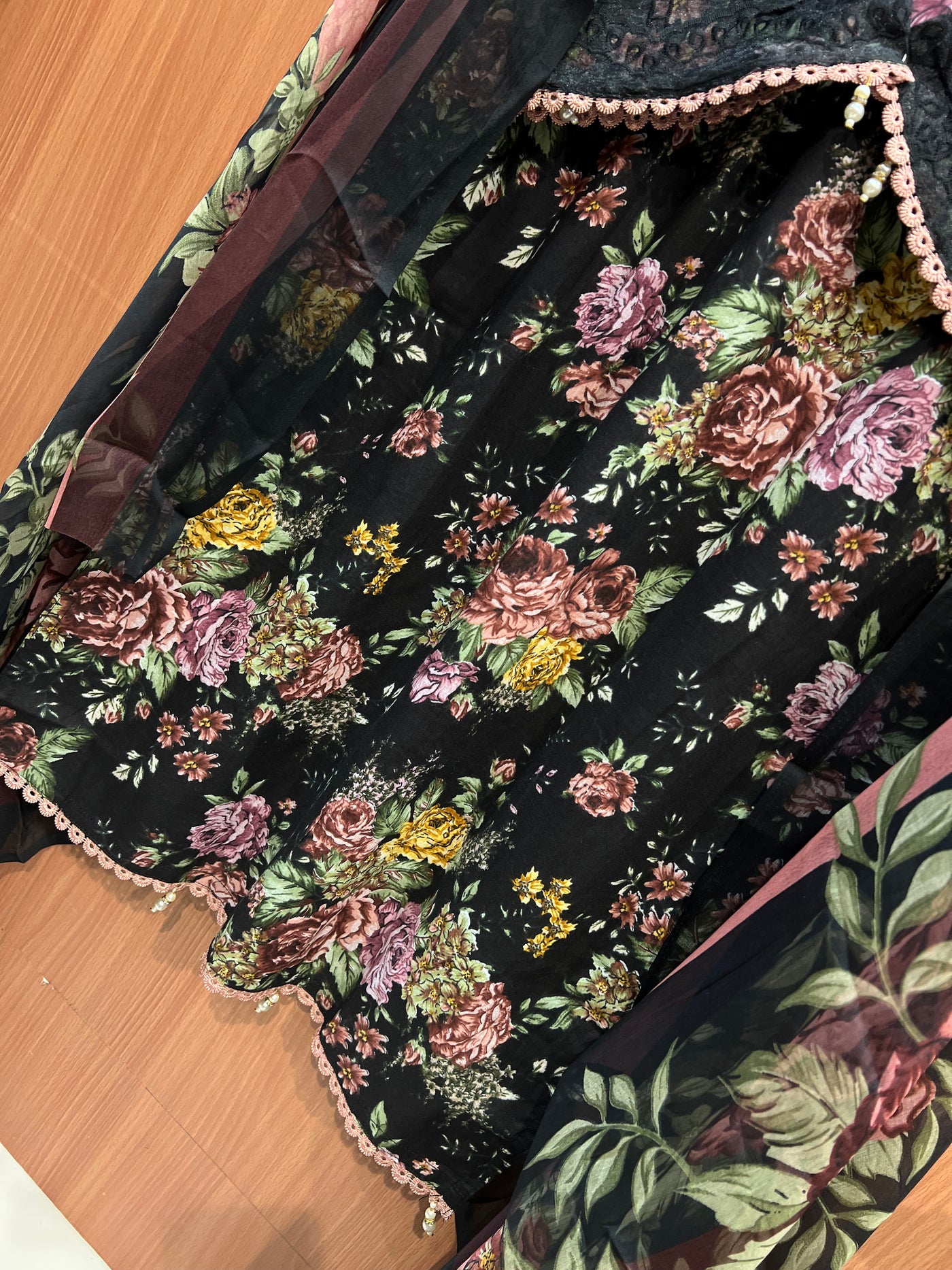 Pakistani formals 2724