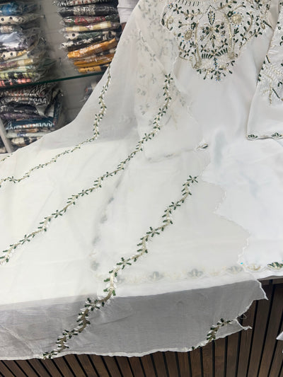 Pakistani Farshi salwar suits 2672