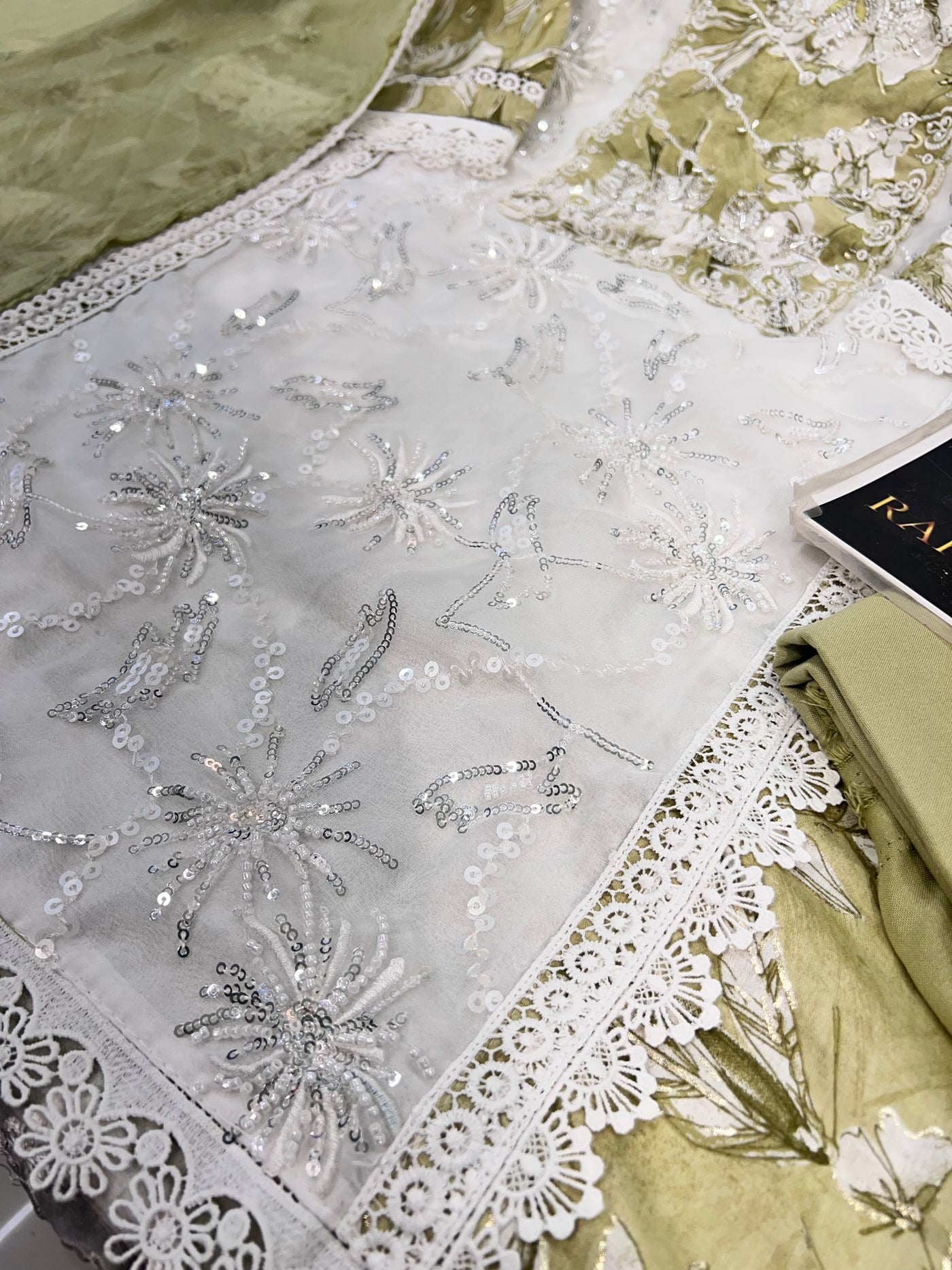 Cotton Handwork Suit 67270