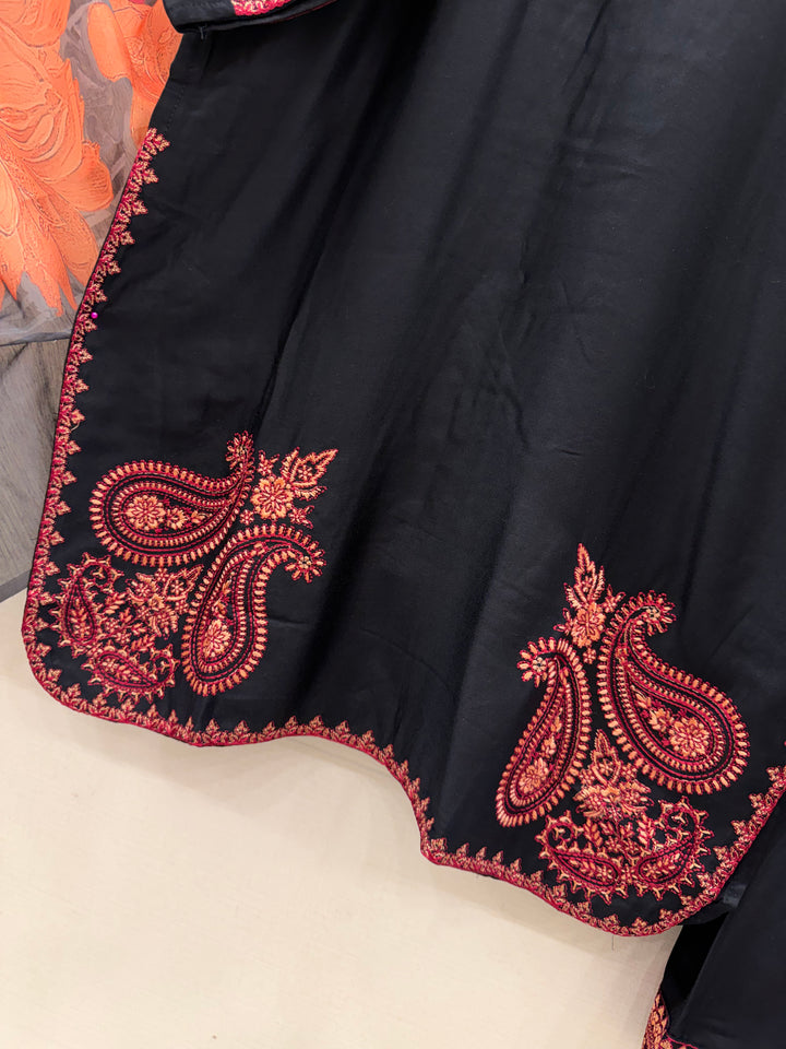 Pakistani Farshi Salwar suits