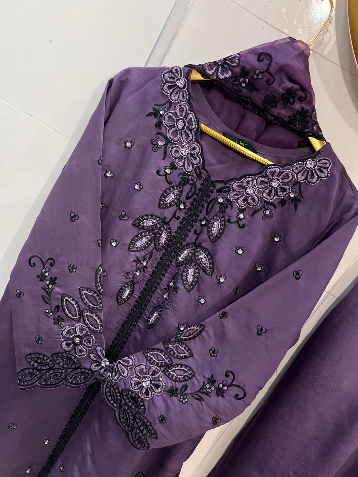 Cut  work suits 24526