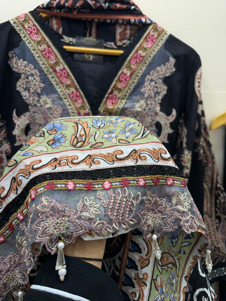 Pakistani patch work suits 2595