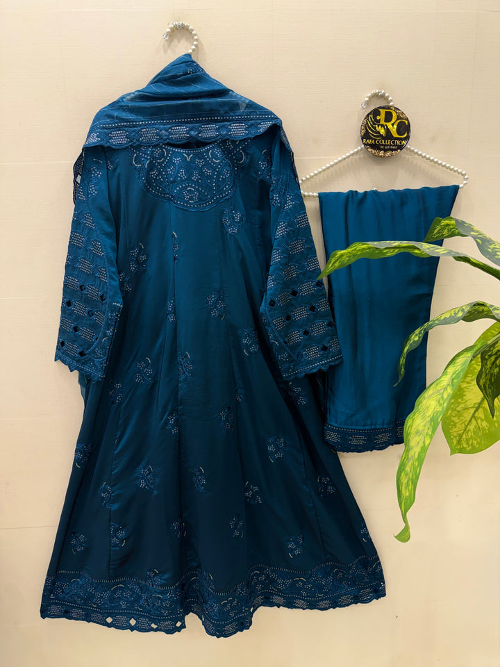 Premium cutwork long suit