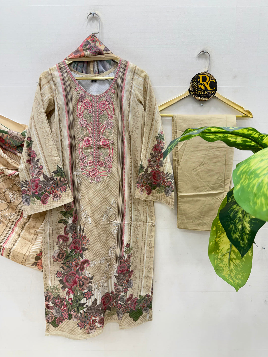 The hermitage cotton suits