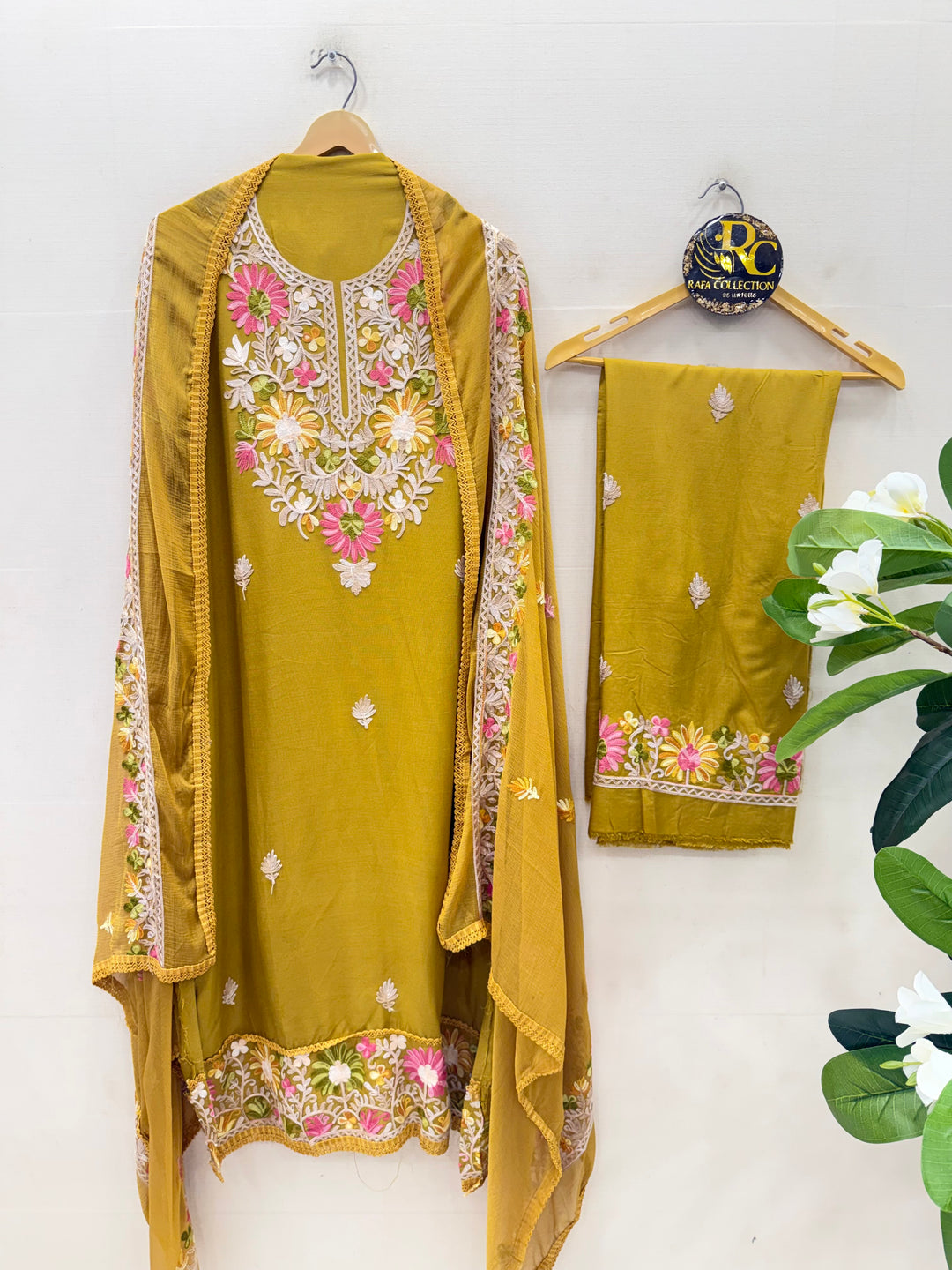 Kashmiri unstitched Suits