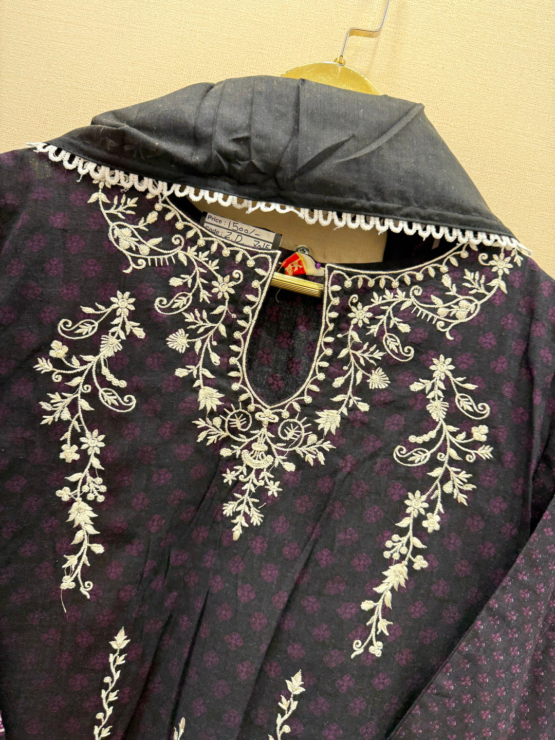 Pakistani printed embroidered suits 7015
