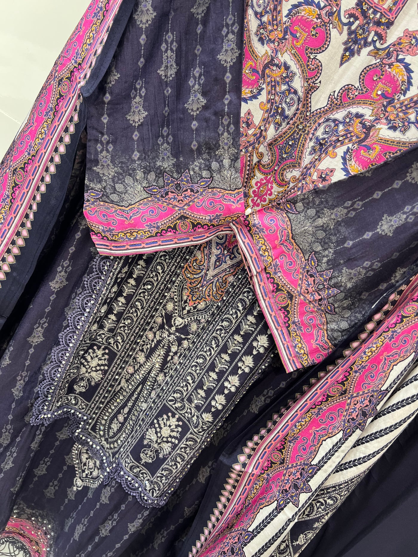 Muslin suits 25331