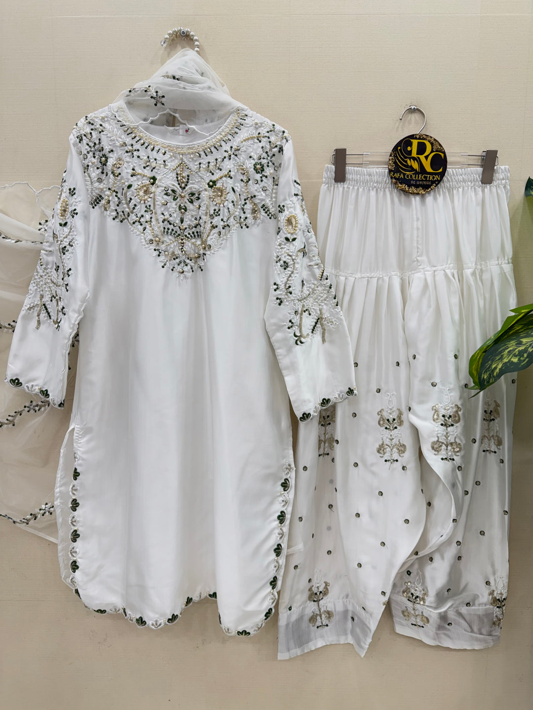 Pakistani Farshi salwar suits