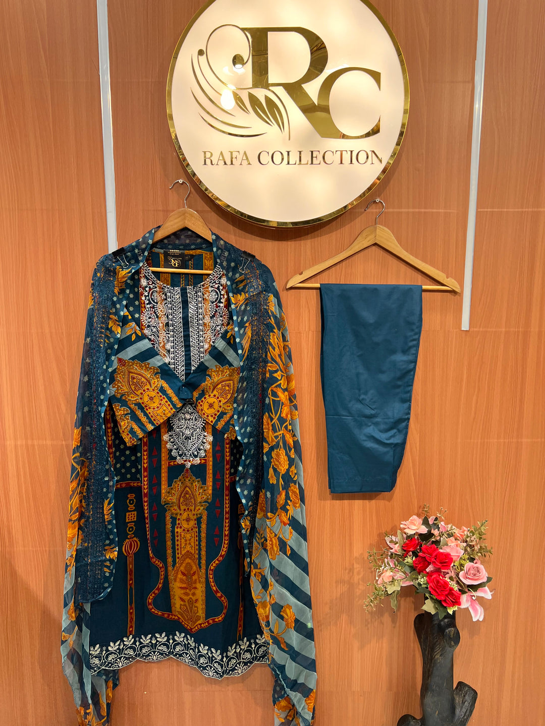 Cotton Embroidered suits 2541