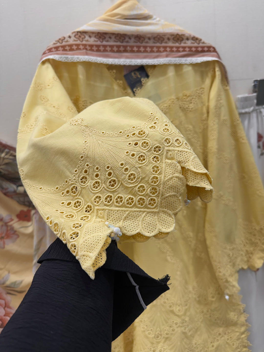Pakistani Chikankari Suits