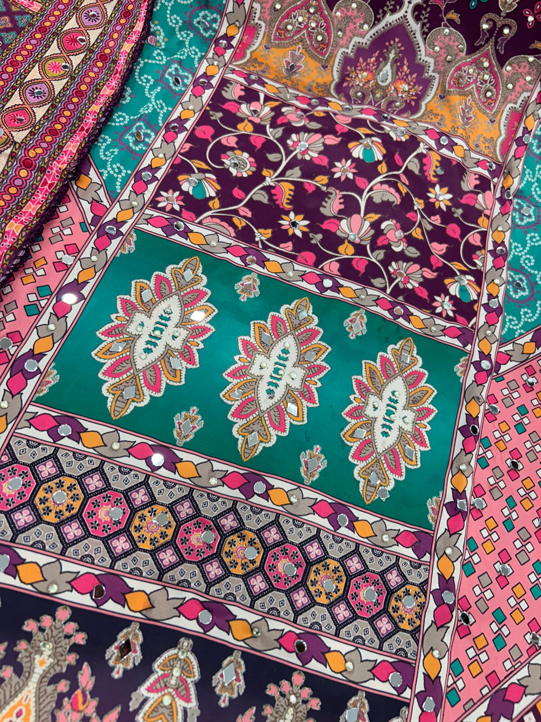 MULTI COLOUR UNSTICH SUIT