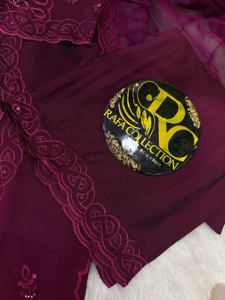 Pakistani Handwork suits