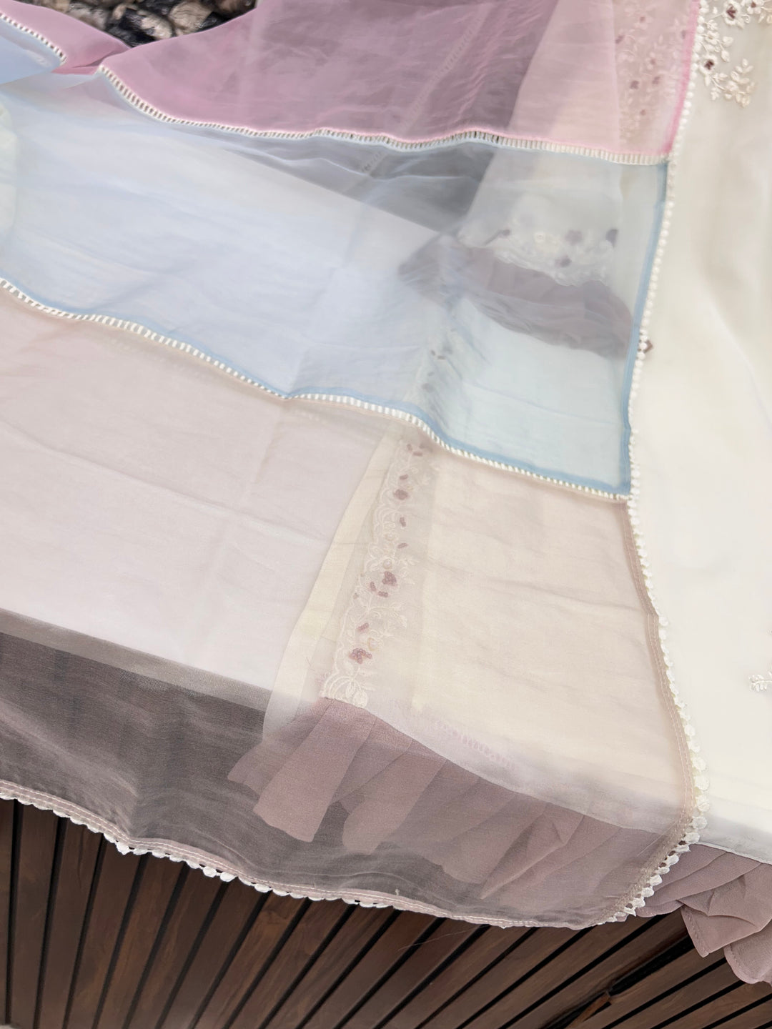 Pakistani formals 2376