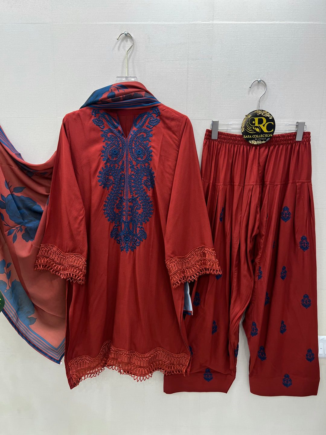 Celebrity Farshi suits 7007