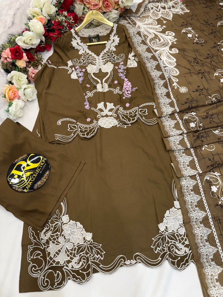 Pakistani embroidered suit 3028