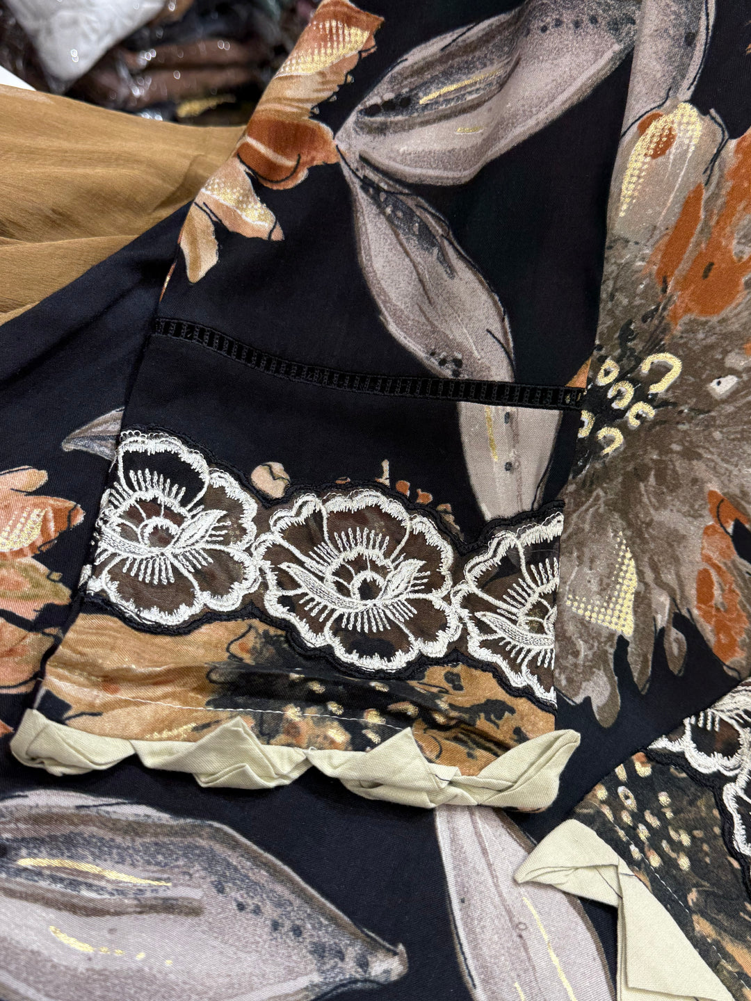 Pakistani formals suits 3103