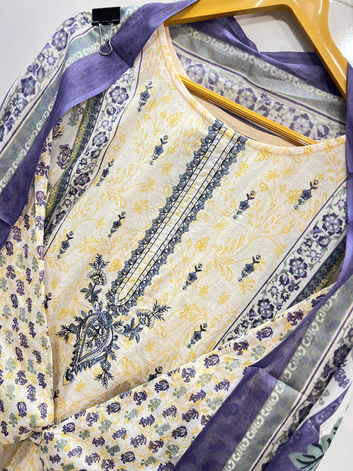 Cotton Embroidered suits 115412