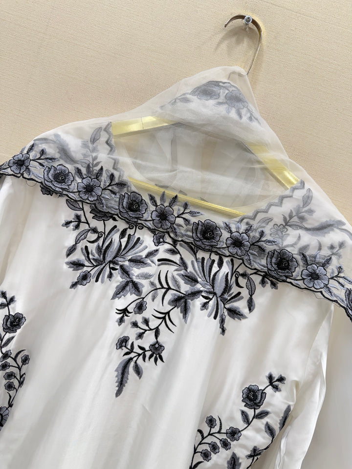 Pakistani formal suits 2809