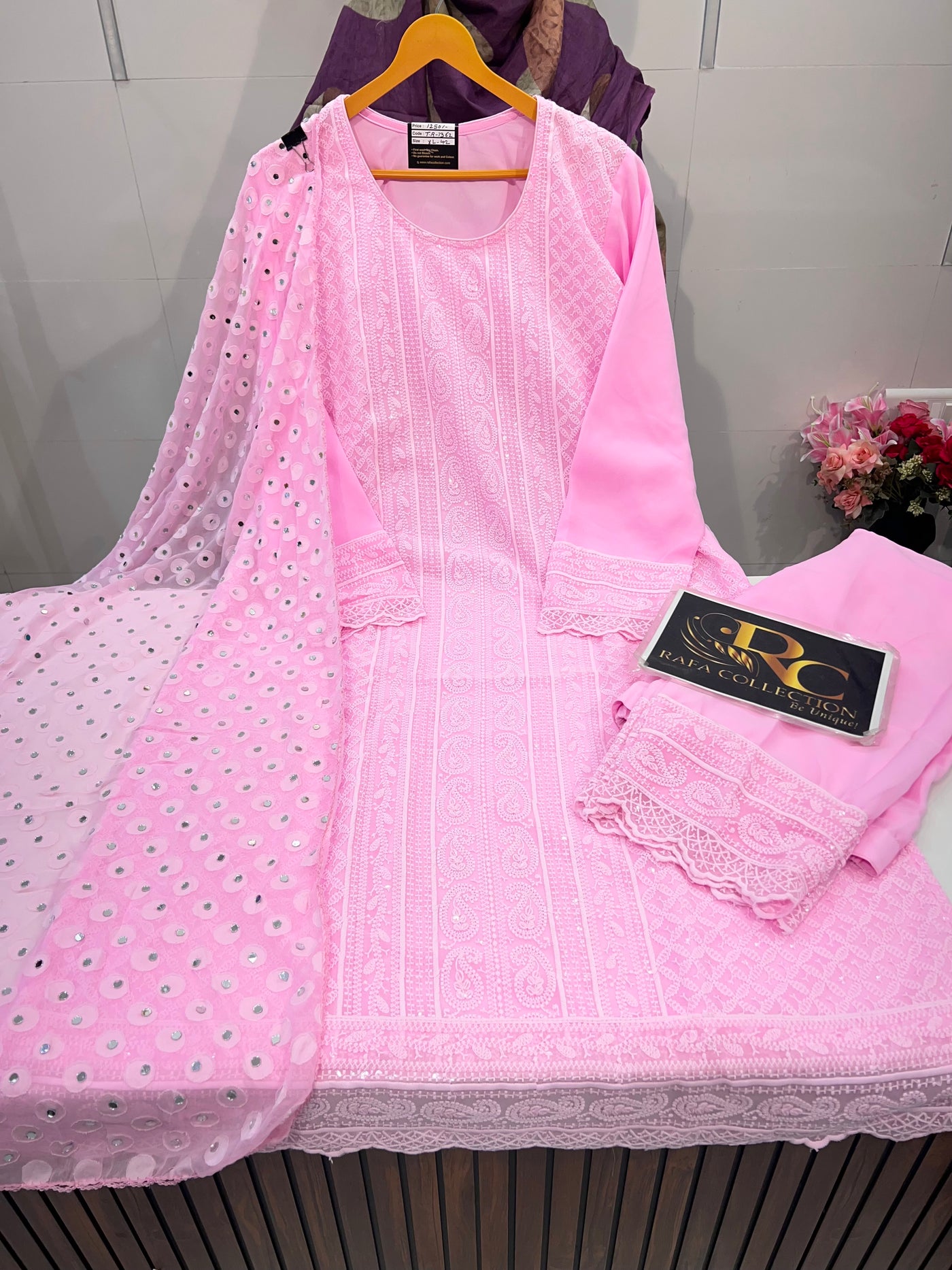 Pastel mirror special 1362