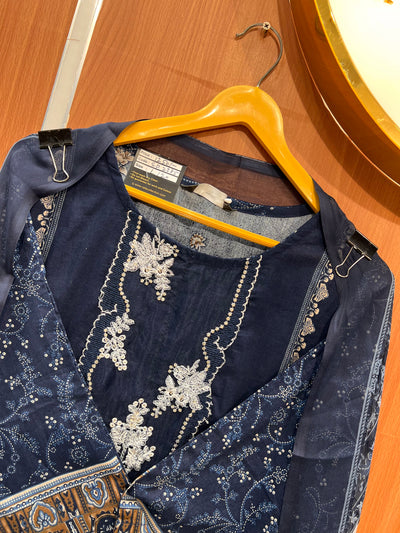 Pakistani formals 2358