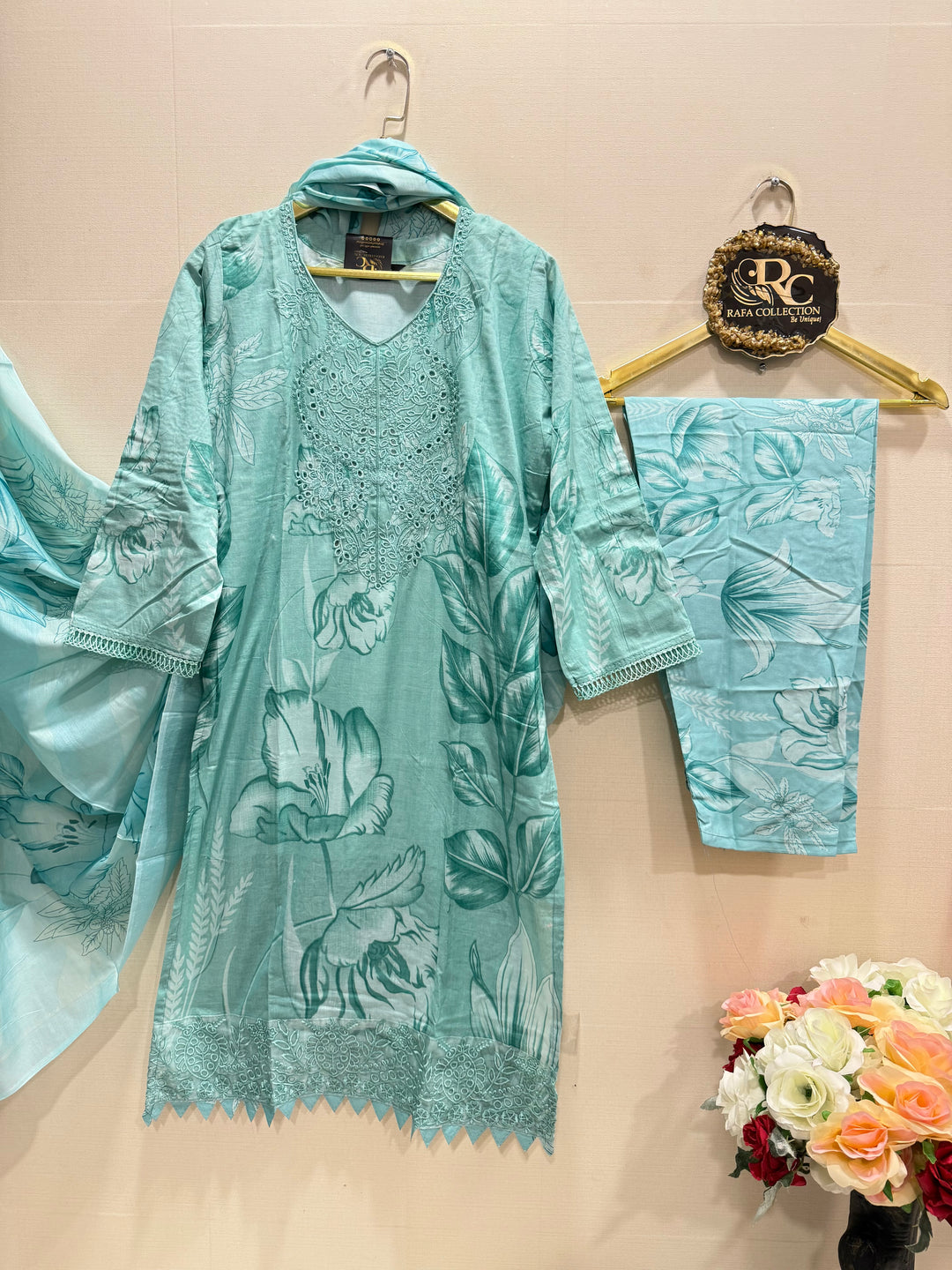 Pakistani Formals suits 3129