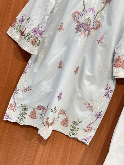 Pakistani co-ord sets 2652