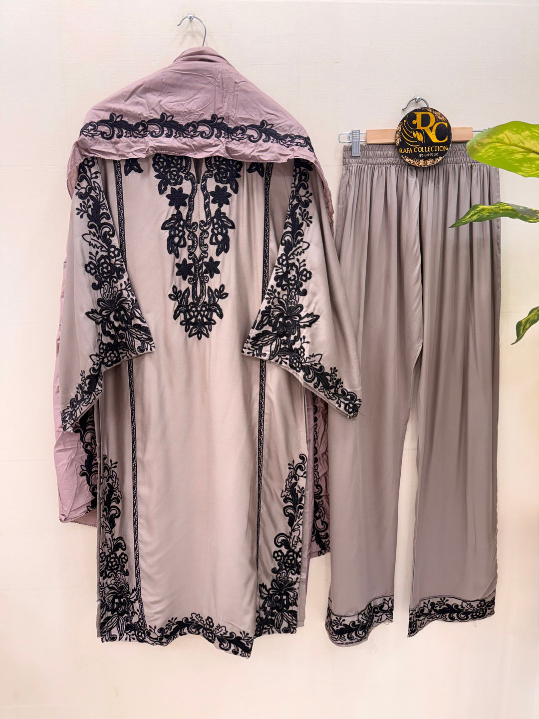 Pakistani Embroidered suits