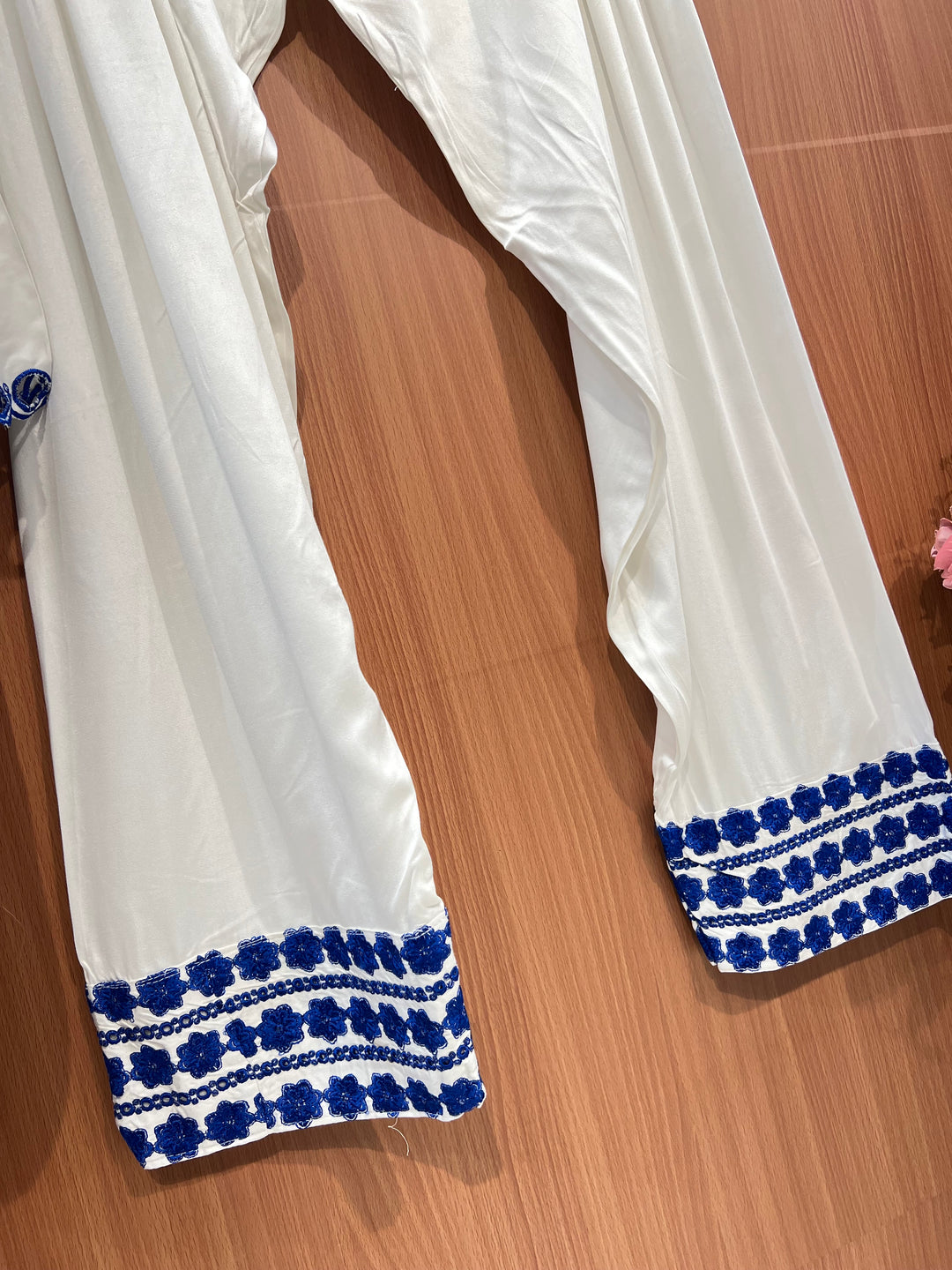 Pakistani Farshi salwar suits 2666