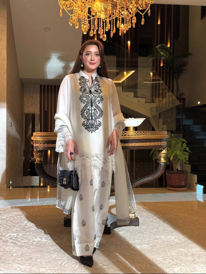 Pashmina Farshi sets