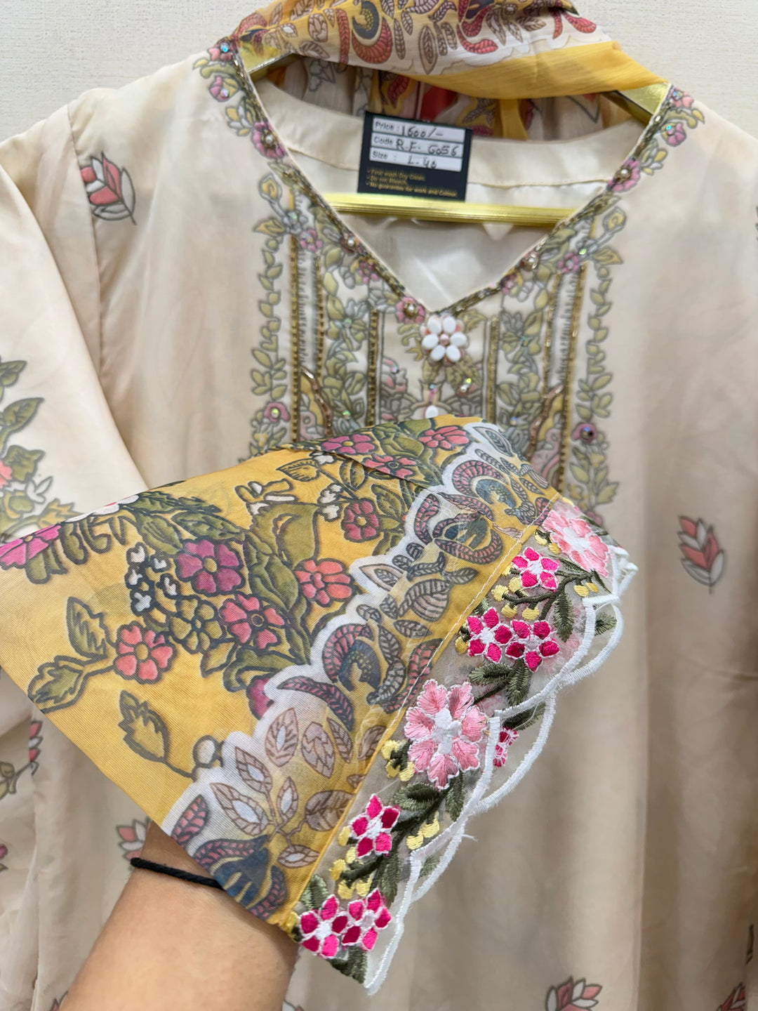 Pakistani Formals suits