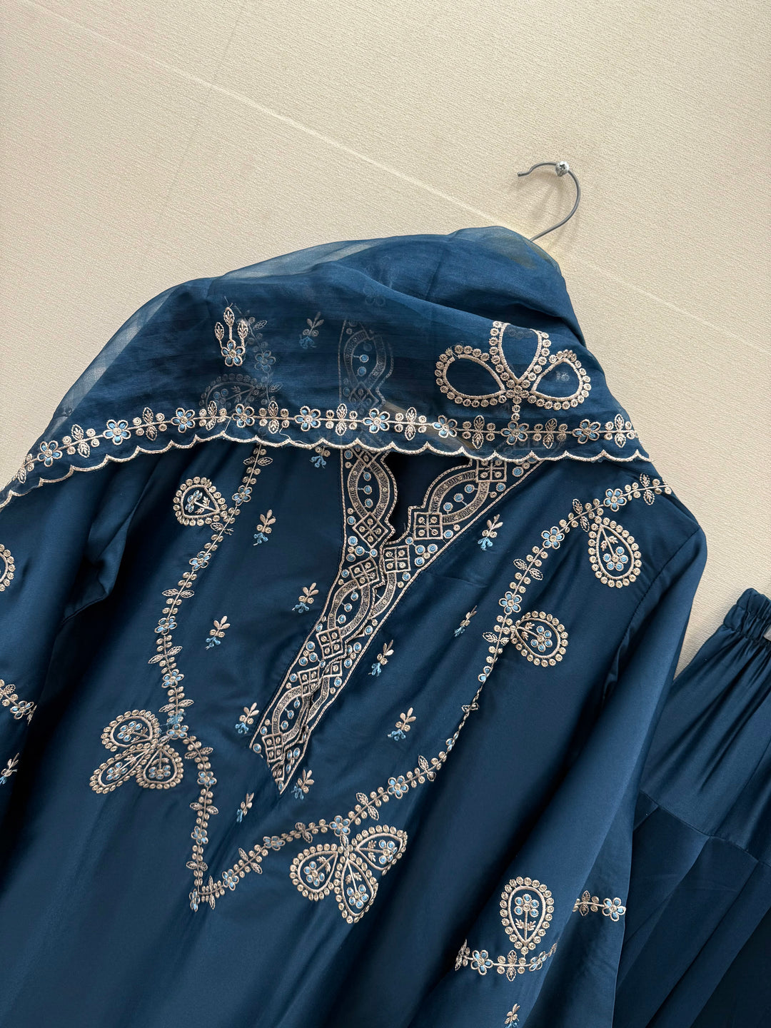 Farshi Salwar suits