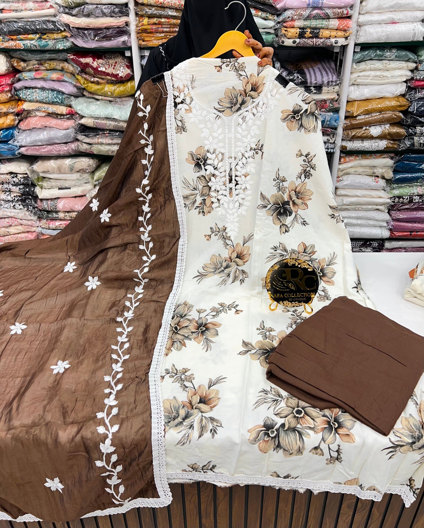 Lucknawi Unstitched suit 2760