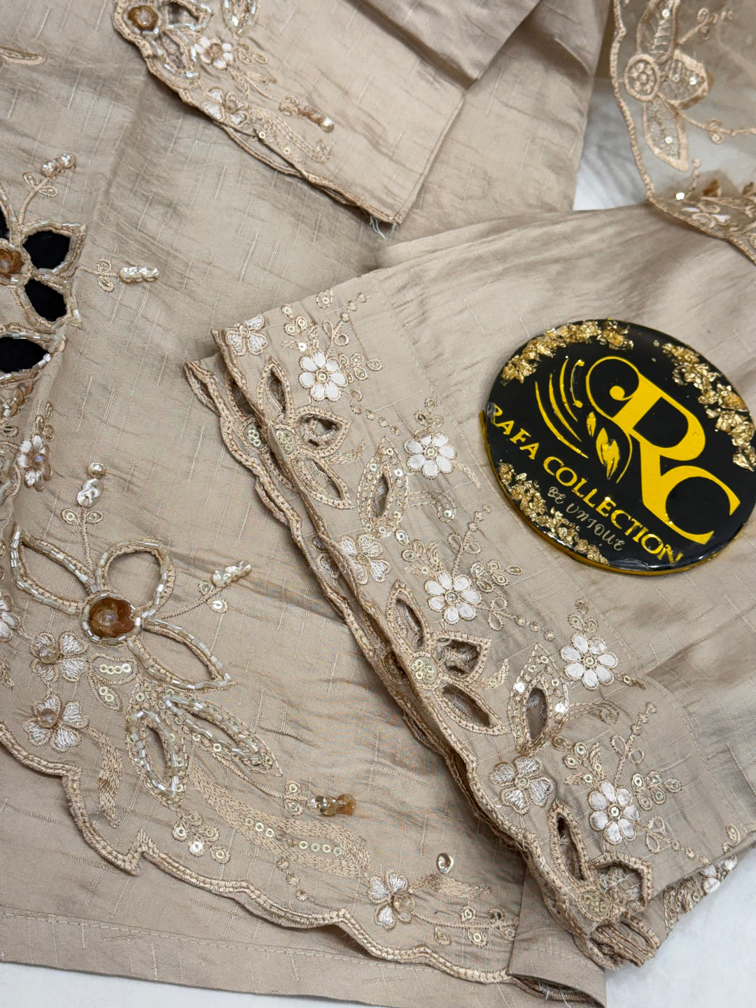 Premium cutwork suit 5008