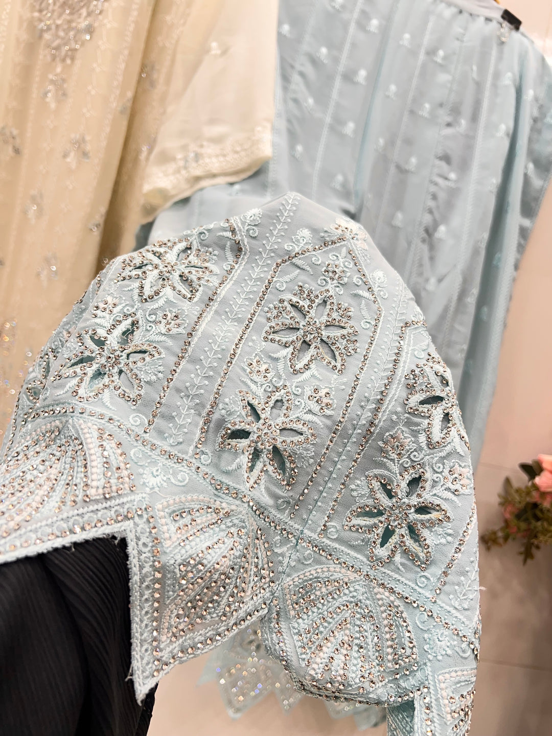 Pakistani party wear suits 2757
