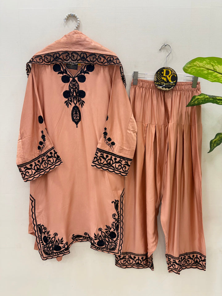 Pakistani Embroidered farshi suits