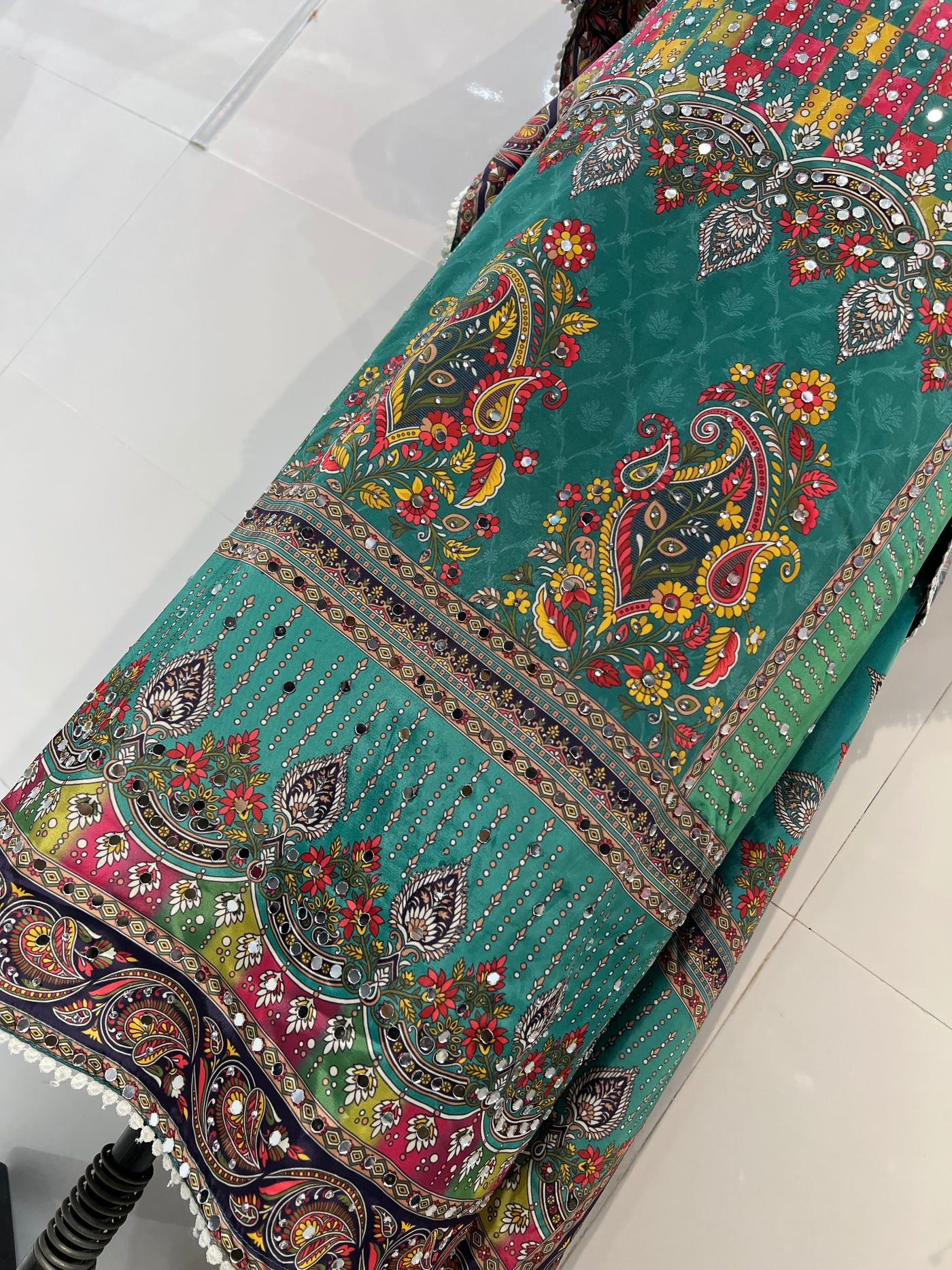 Prachi kaftan 5052