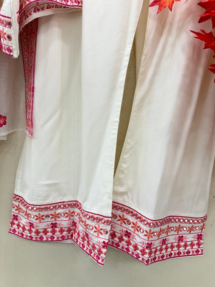 Pakistani Embroidered suits