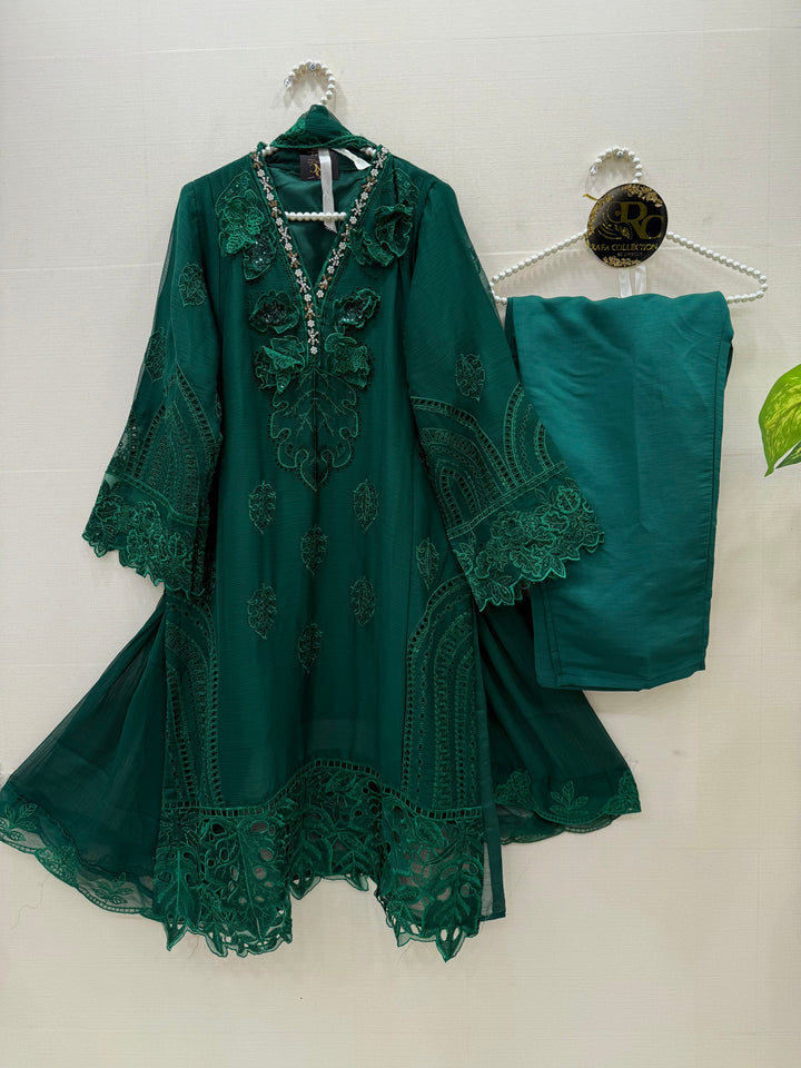 Embroidered suits 2959