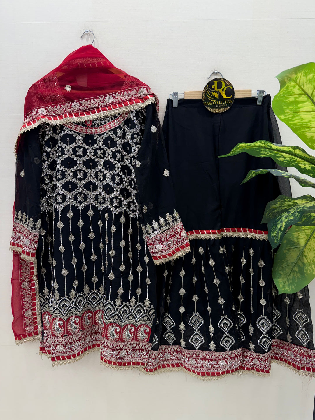 Pakistani garara suit