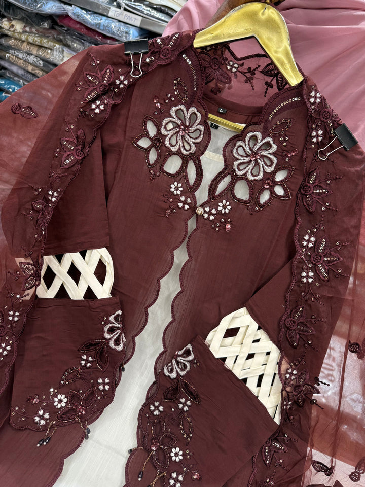 Premium cutwork suit 2556