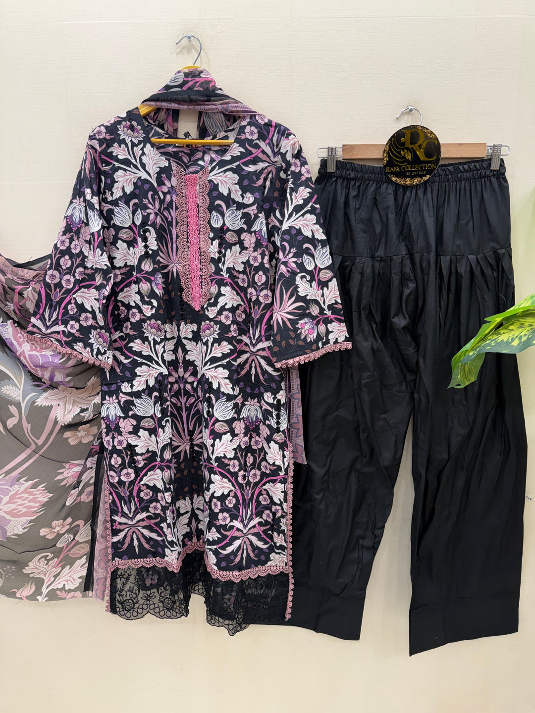 Cotton embroided farshi suits