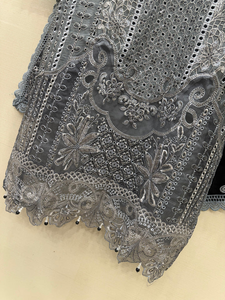 Pakistani heavy suits