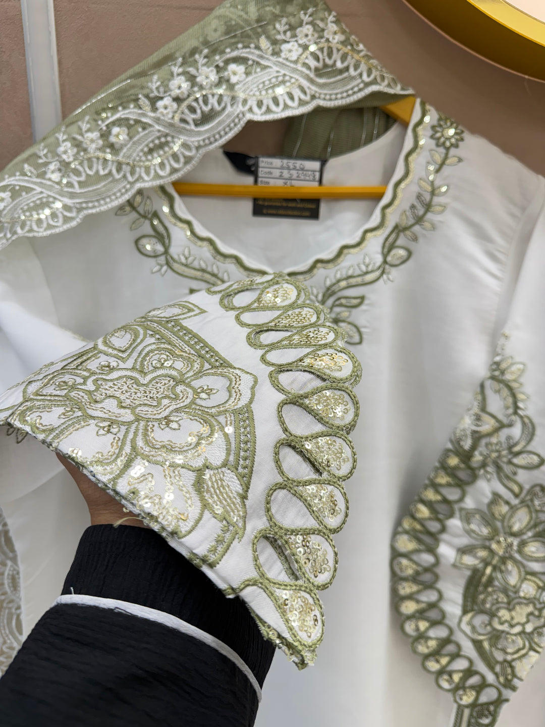 Pakistani Formal suits 2948