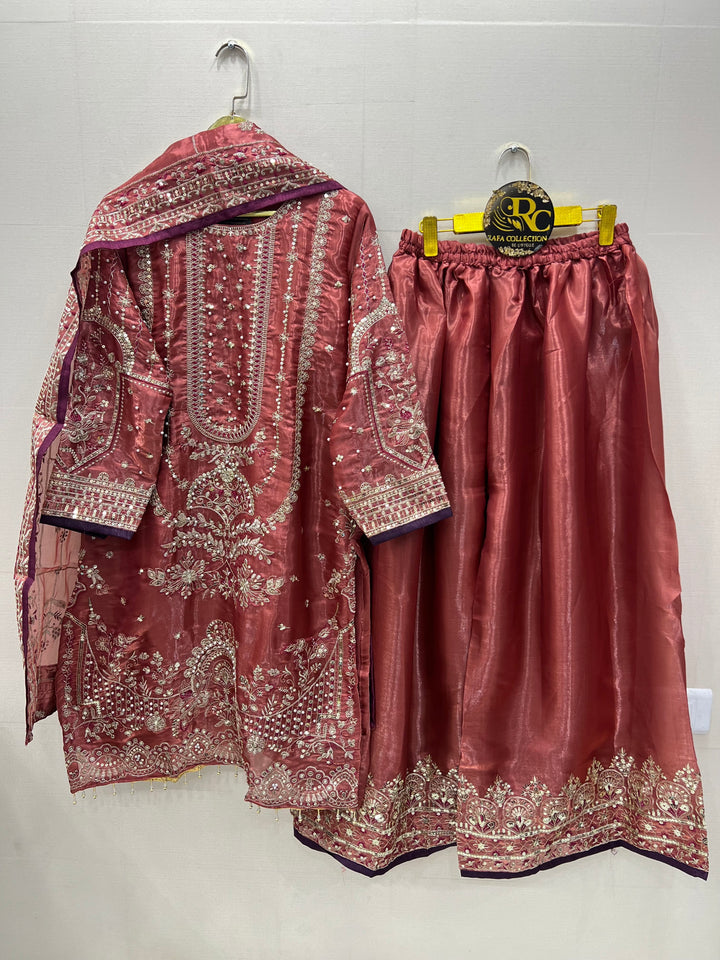 Pakistani ethnic suits 7006