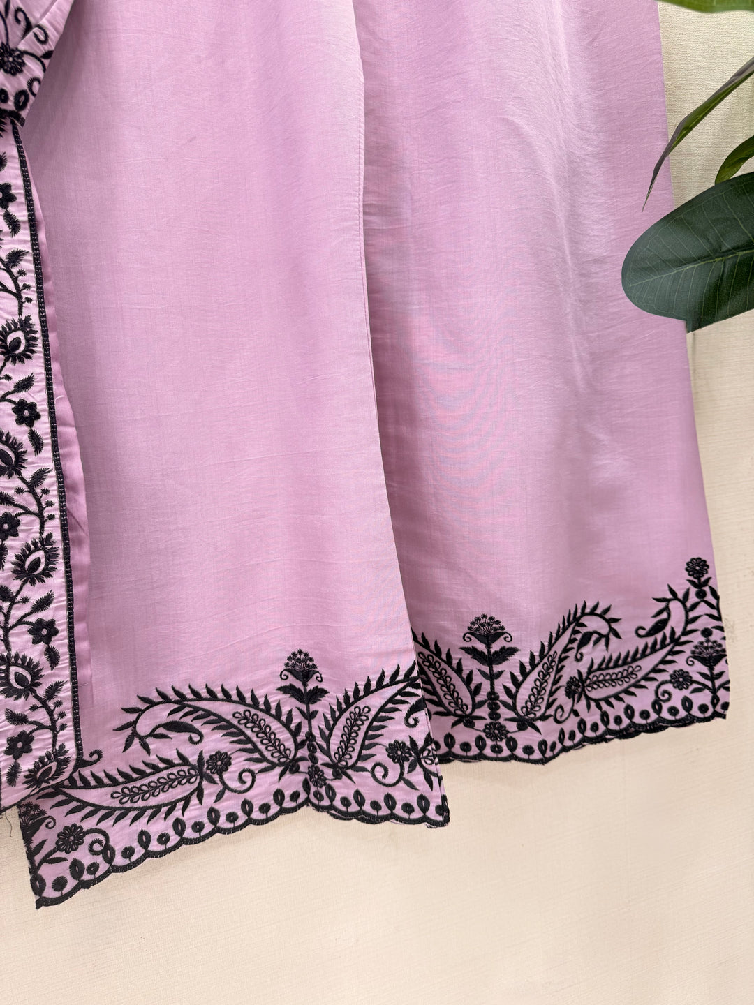 Pakistani embroidered suits 1086