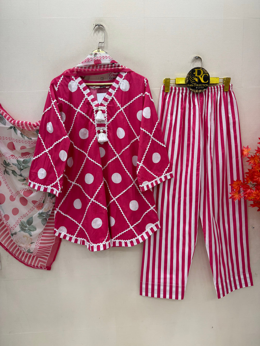 polka dot Pakistani Farshi suits
