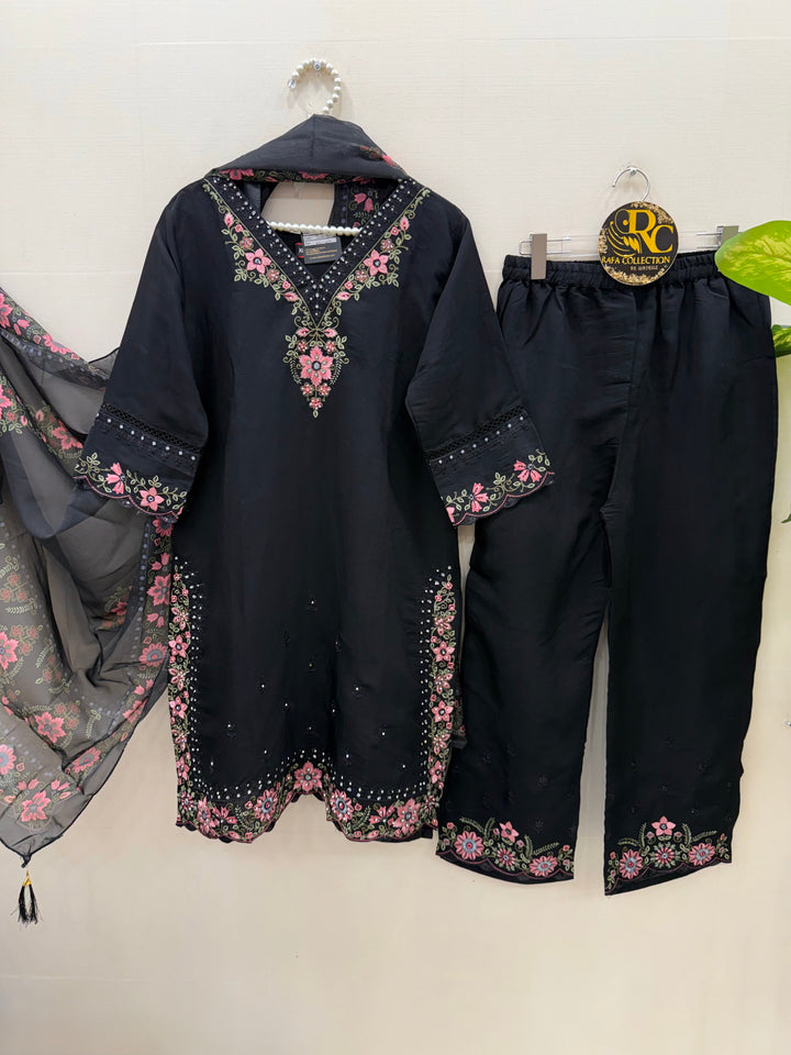 Cotton embroidered suits 3018