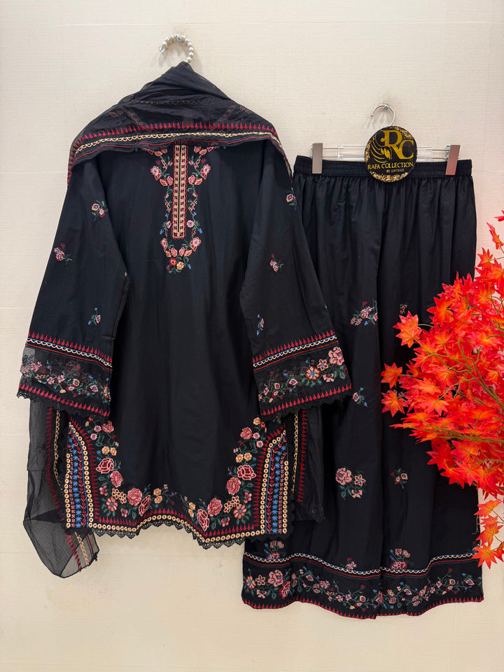 Pakistani Embroidered suits