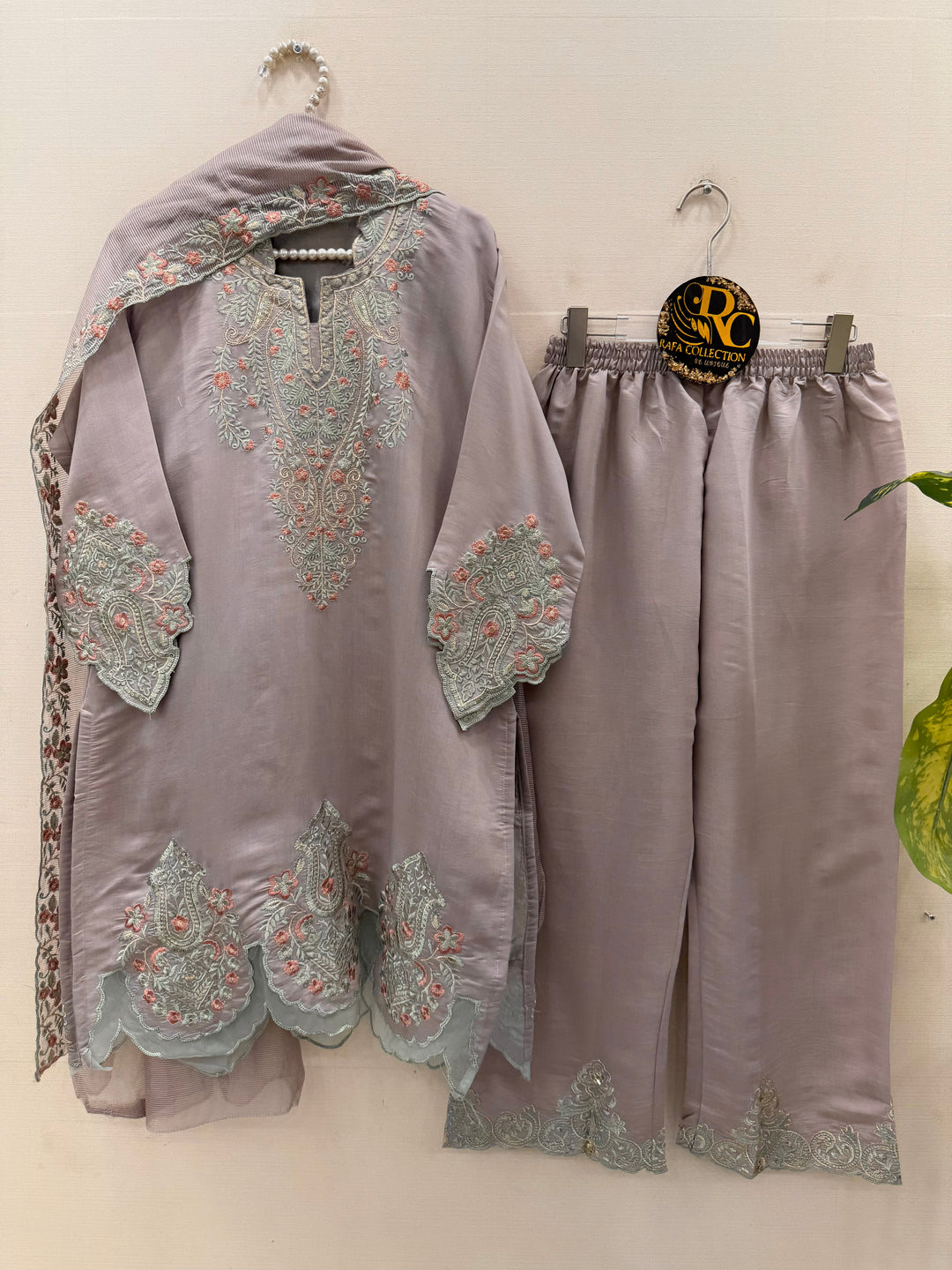 Pakistani Formals suits
